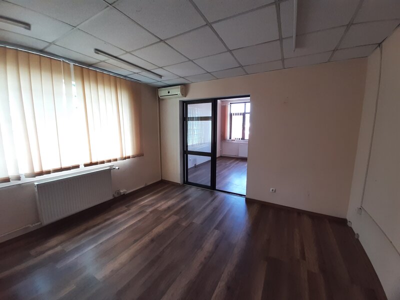 Bucurestii Noi, Poligrafiei Casa Presei- Nord spatiu impozant-reprezentativ