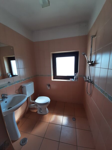 Bucurestii Noi, Poligrafiei Casa Presei- Nord spatiu impozant-reprezentativ